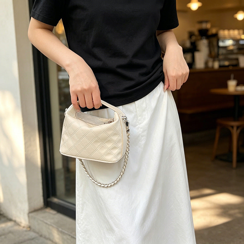 Bolso Mini Acolchado para Mujer con Cadena Metálica | Bolso Crossbody Elegante y Moderno