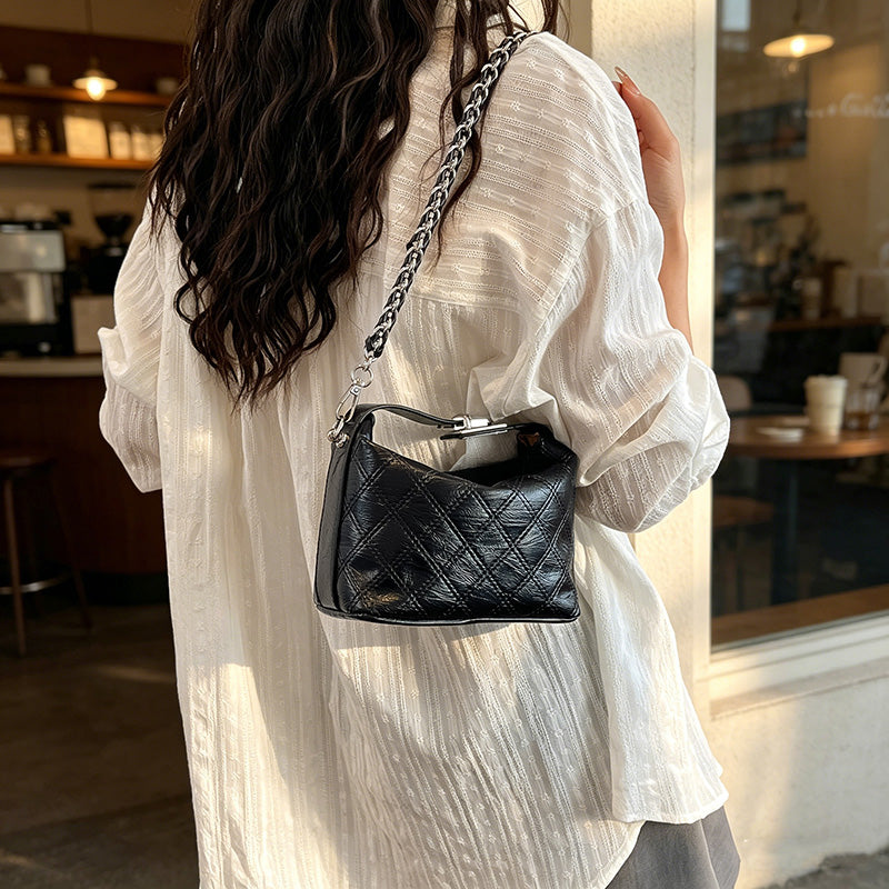Bolso Mini Acolchado para Mujer con Cadena Metálica | Bolso Crossbody Elegante y Moderno