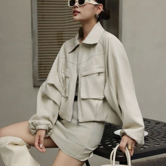 Chaqueta Corta de Cuero Sintético para Mujer – Estilo Vintage Oversize con Bolsillos